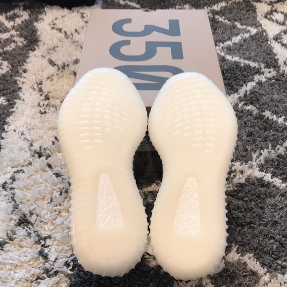[NEW] Yeezy 350 V2 “Zebra” Size 9 - Picture 4 of 9